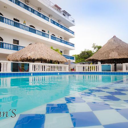 Kevin'S Tolu By Bernalo Hotels Екстериор снимка
